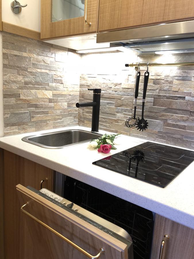 Golden Gapa Deluxe Studio Apartment 20 การ์มิช-พาร์เทนเคียร์เชน ภายนอก รูปภาพ